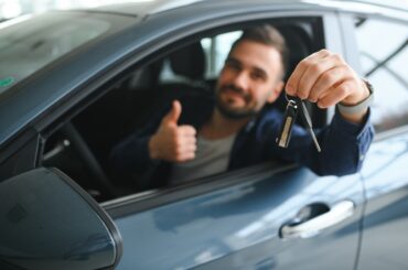 Auto Consentite ai Neopatentati: Aggiornamenti sul Rapporto Peso-Potenza 2025
